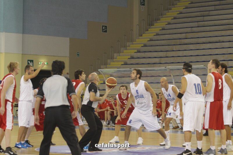 110915 sport 411_tn.jpg
